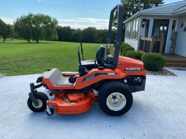 Kubota ZD25F 60” Commercial Diesel Zero-Turn Mower – Kubota 3-Cylinder