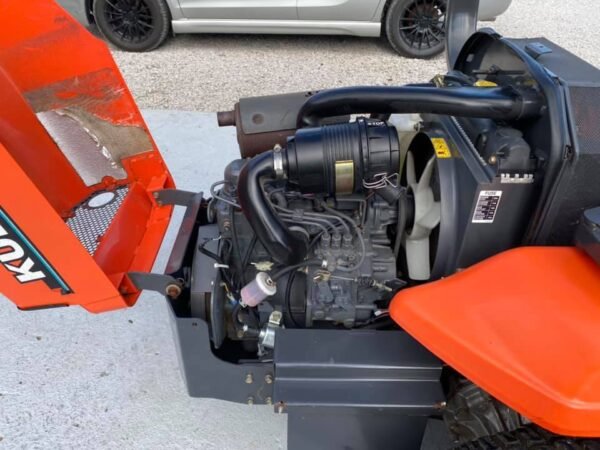 Kubota ZD25F 60” Commercial Diesel Zero-Turn Mower – Kubota 3-Cylinder