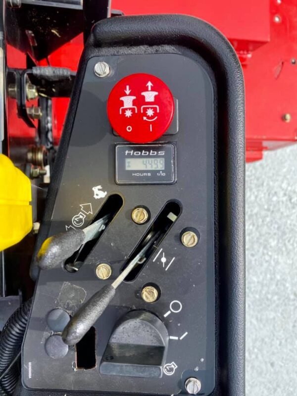 Gravely HD60 60” Commercial Zero-Turn Lawn Mower – Kohler 25HP