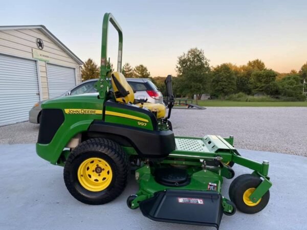John Deere 997 72” Industrial Zero-Turn Mower – Yanmar Diesel 31HP (Late 2012)