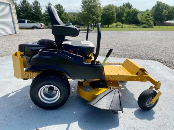 Hustler Raptor 42” Zero-Turn Lawn Mower – Kawasaki 21.5HP (Dealer Model)