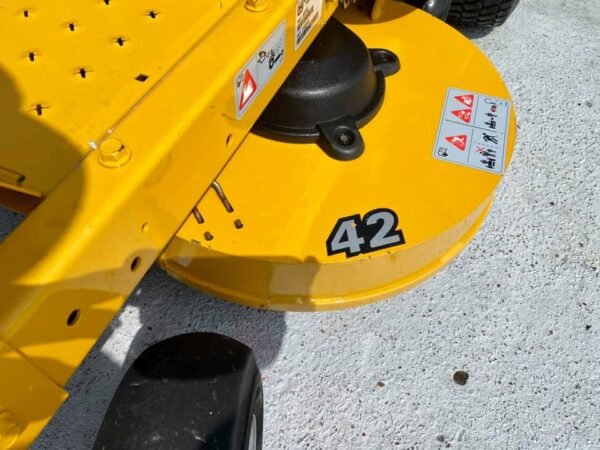 Hustler Raptor 42” Zero-Turn Lawn Mower – Kawasaki 21.5HP (Dealer Model)