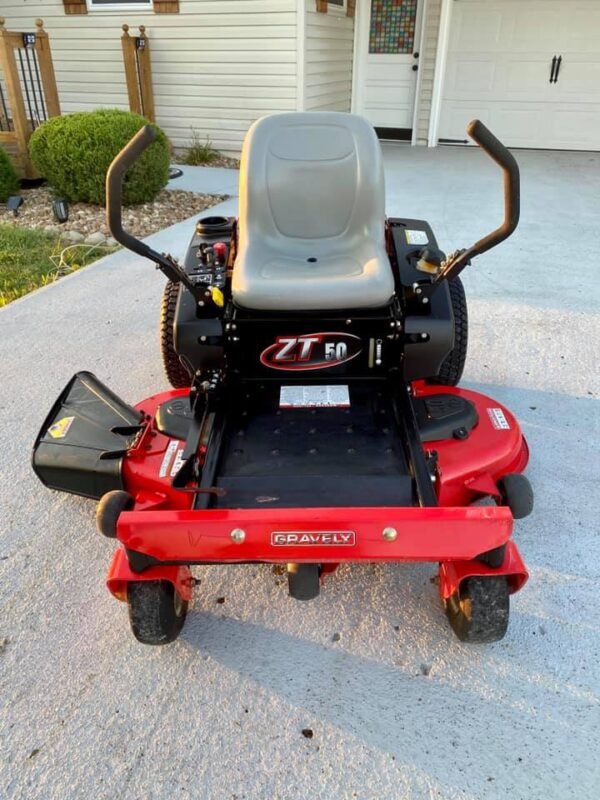Gravely ZT 50” Zero-Turn Lawn Mower – Kawasaki 24HP