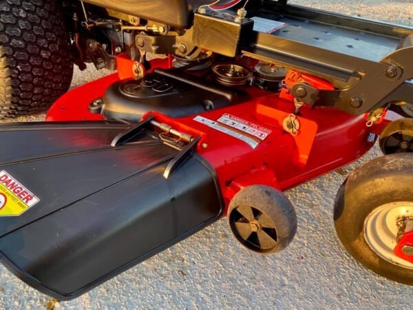 Gravely ZT 50” Zero-Turn Lawn Mower – Kawasaki 24HP