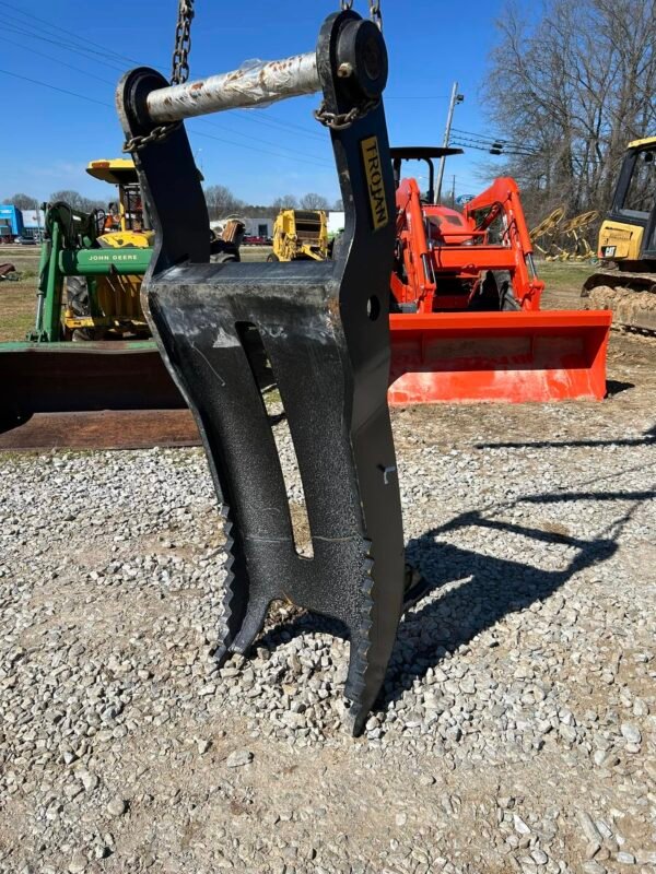 Trojan Hydraulic Thumb – Fits 200 Size Excavator (80 mm Pins)