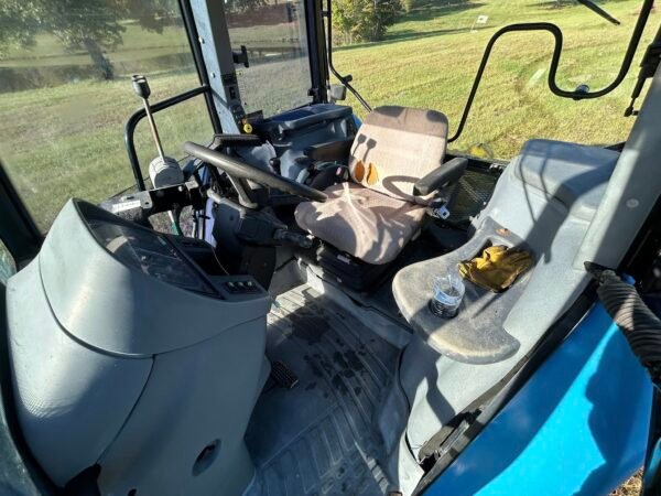1998 New Holland TL90 Tractor – 90 HP, Shuttle Shift