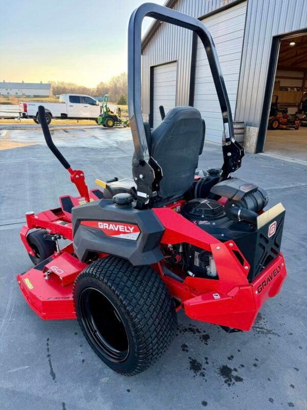 596625217_1381215440462426_3385302486778686582_n Gravely Pro-Turn 660 60” Commercial Zero-Turn Lawn Mower – Kawasaki EFI 38.5HP