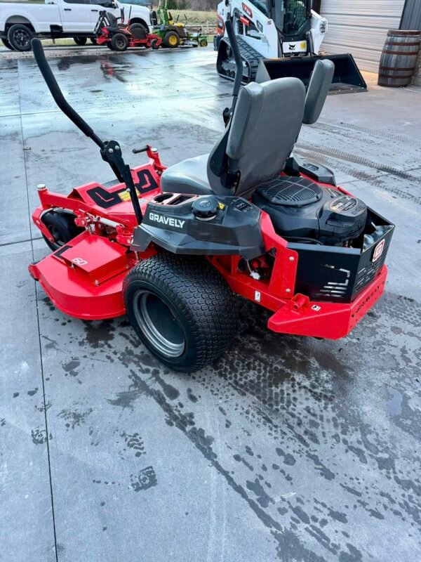 Gravely ZT HD 60” Zero-Turn Lawn Mower – Kohler 26HP SmartChoke